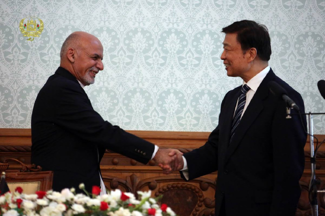 روابط افغانستان و چین با حضورآمریکا در افغانستان